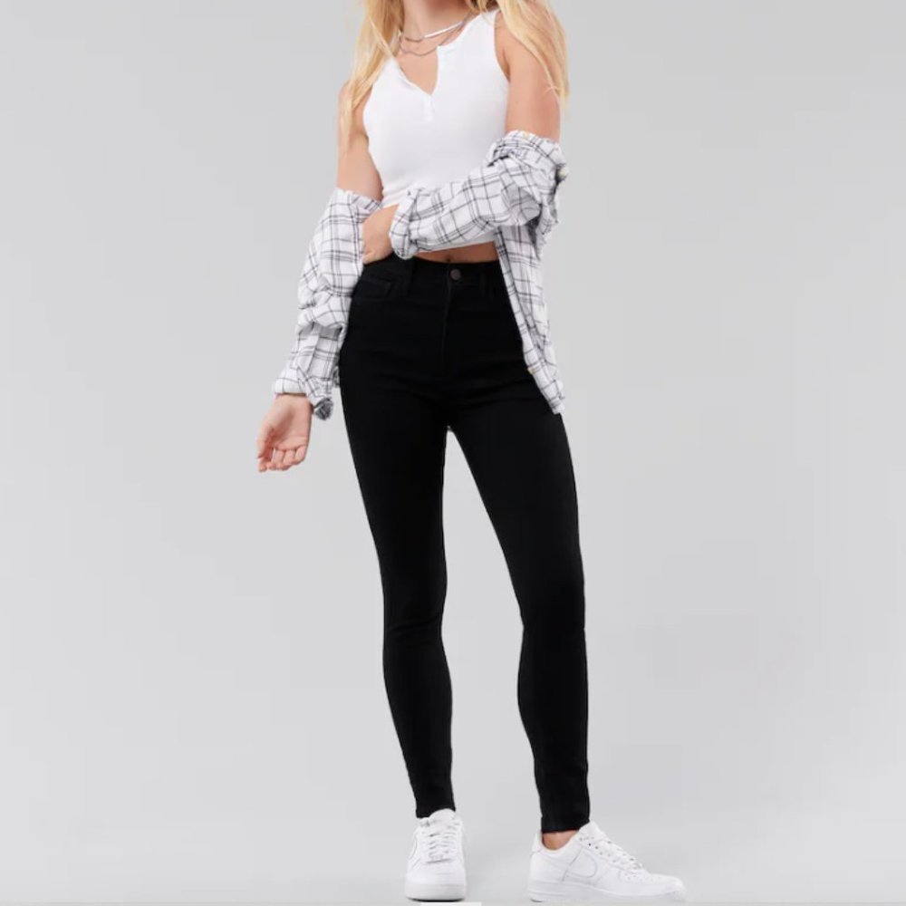 Hollister Ultra High Rise Super Skinny Black Jeans Size 13R